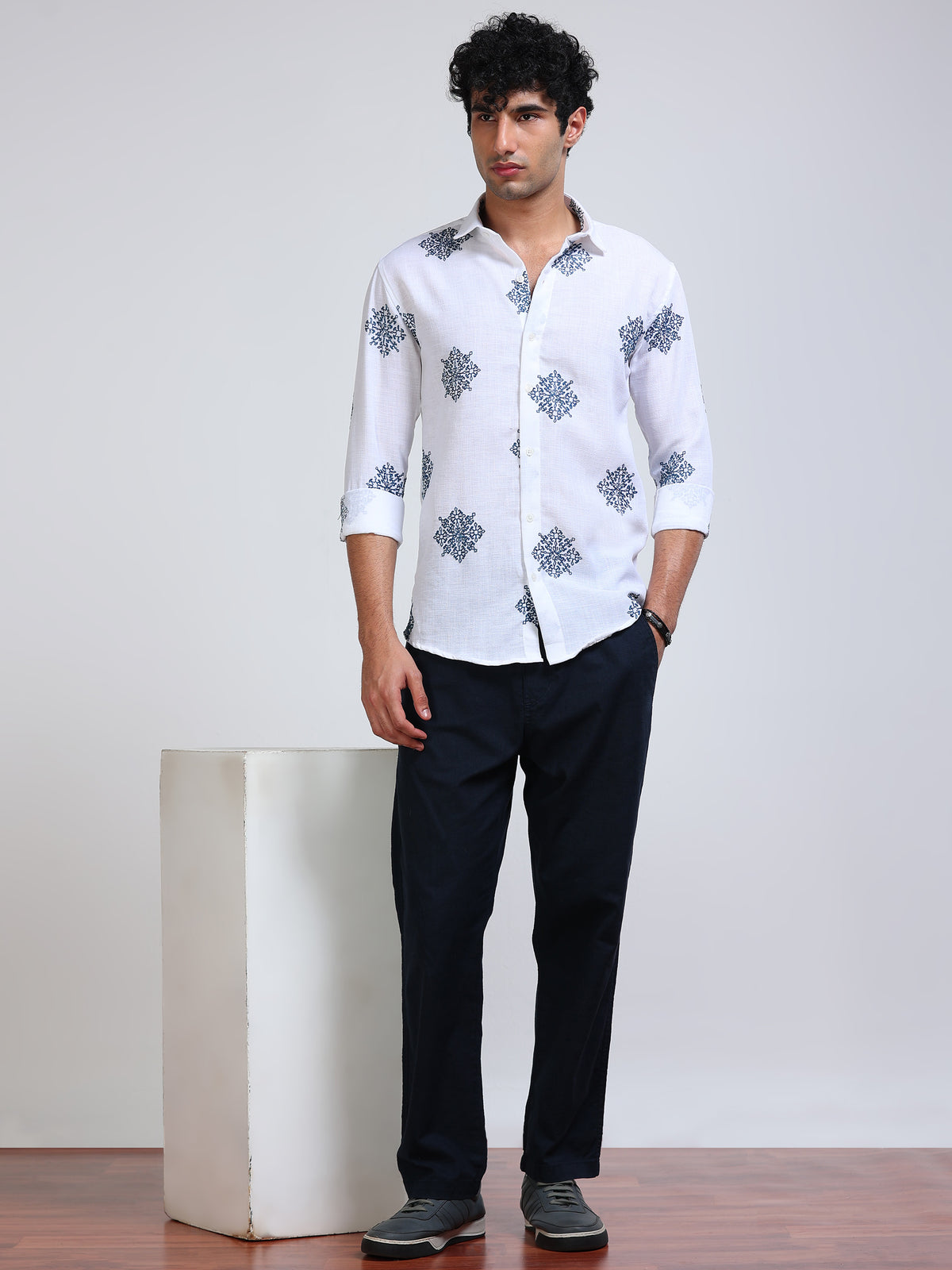 Men's Linen White Navy Tree Motif Embroidery Shirt