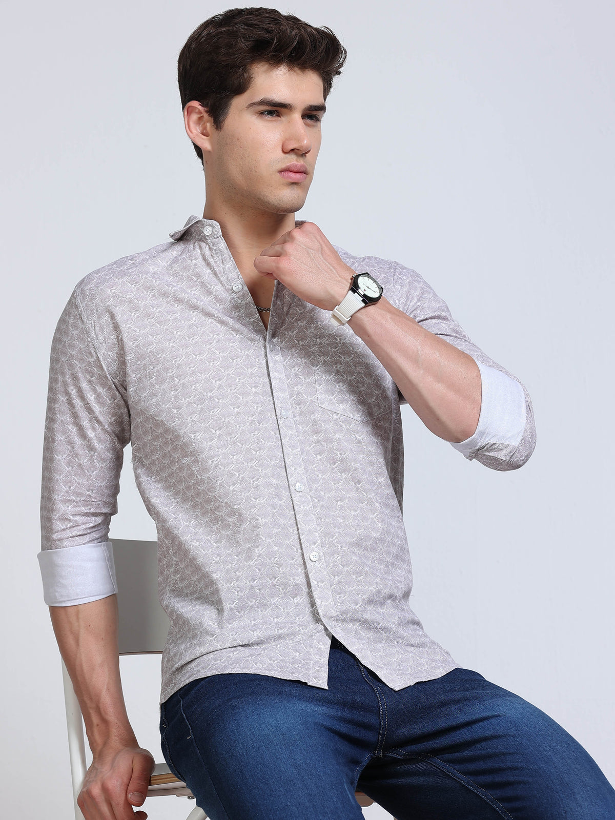 Men's Linen Light Grey White Micro Fan Geometric Printed Shirt