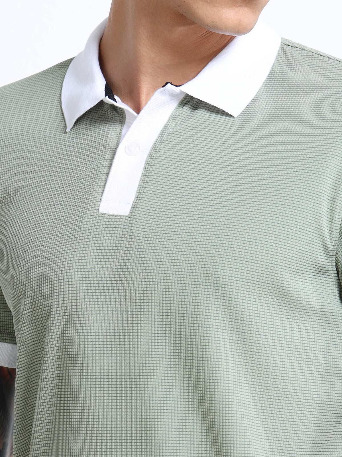 Men’s Light Green Contrast-Collar Textured Polo by Black Thread