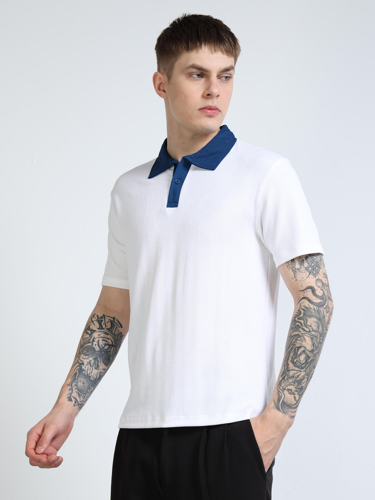 Men’s Contrast-Collar Textured Polo by Black Thread
