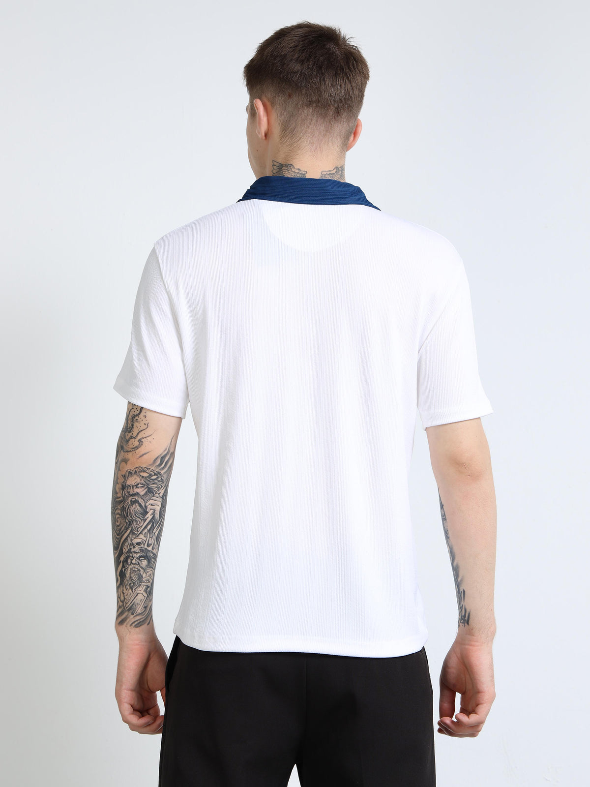 Men’s Contrast-Collar Textured Polo by Black Thread