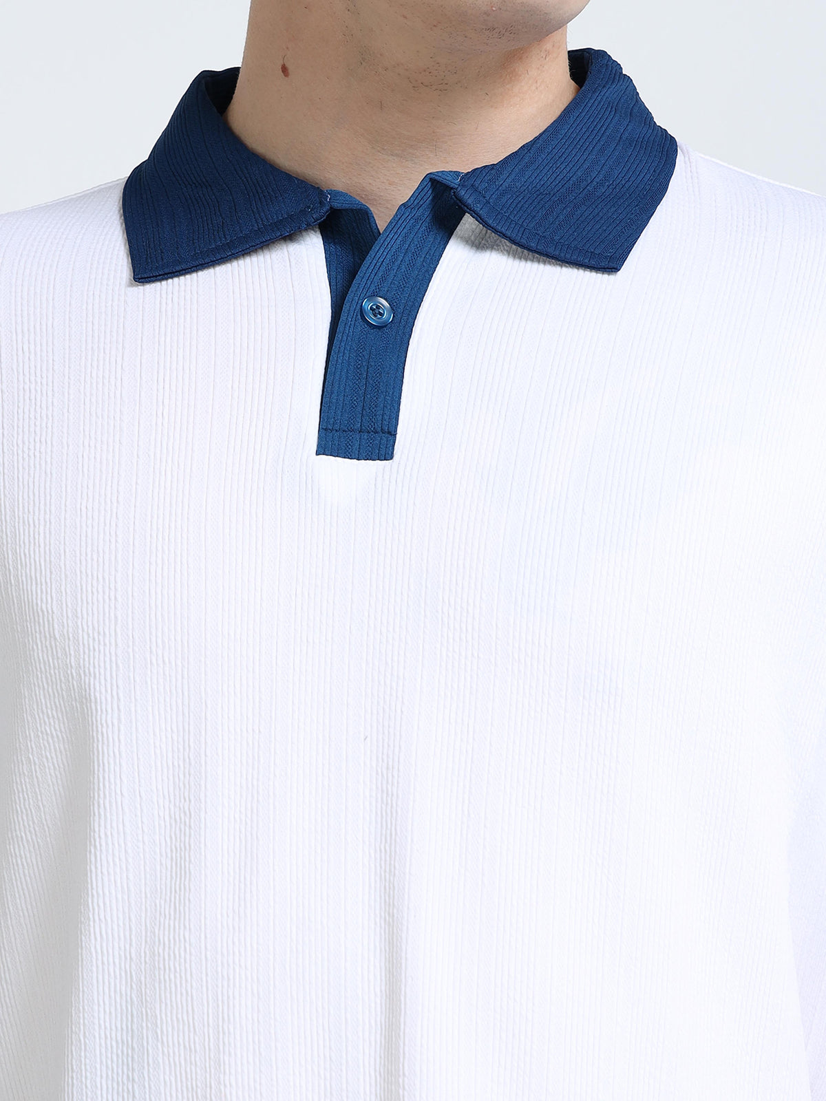 Men’s Contrast-Collar Textured Polo by Black Thread